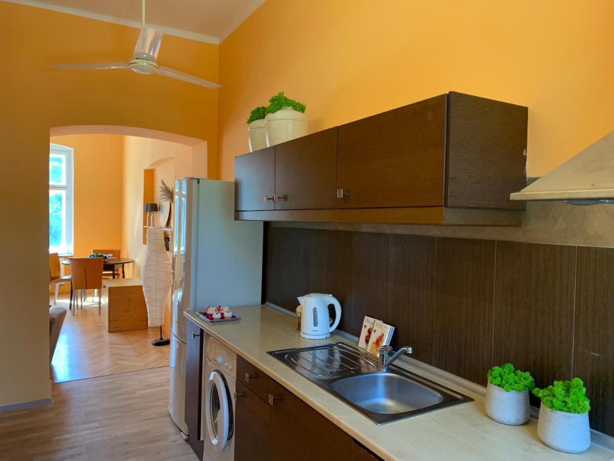 Residence Bella Vista Карлови Вари Екстериор снимка
